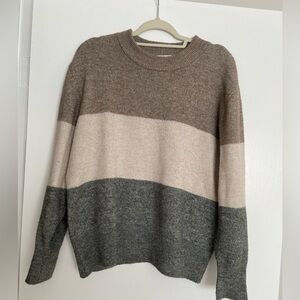 Women’s tri-color pullover sweater- Medium